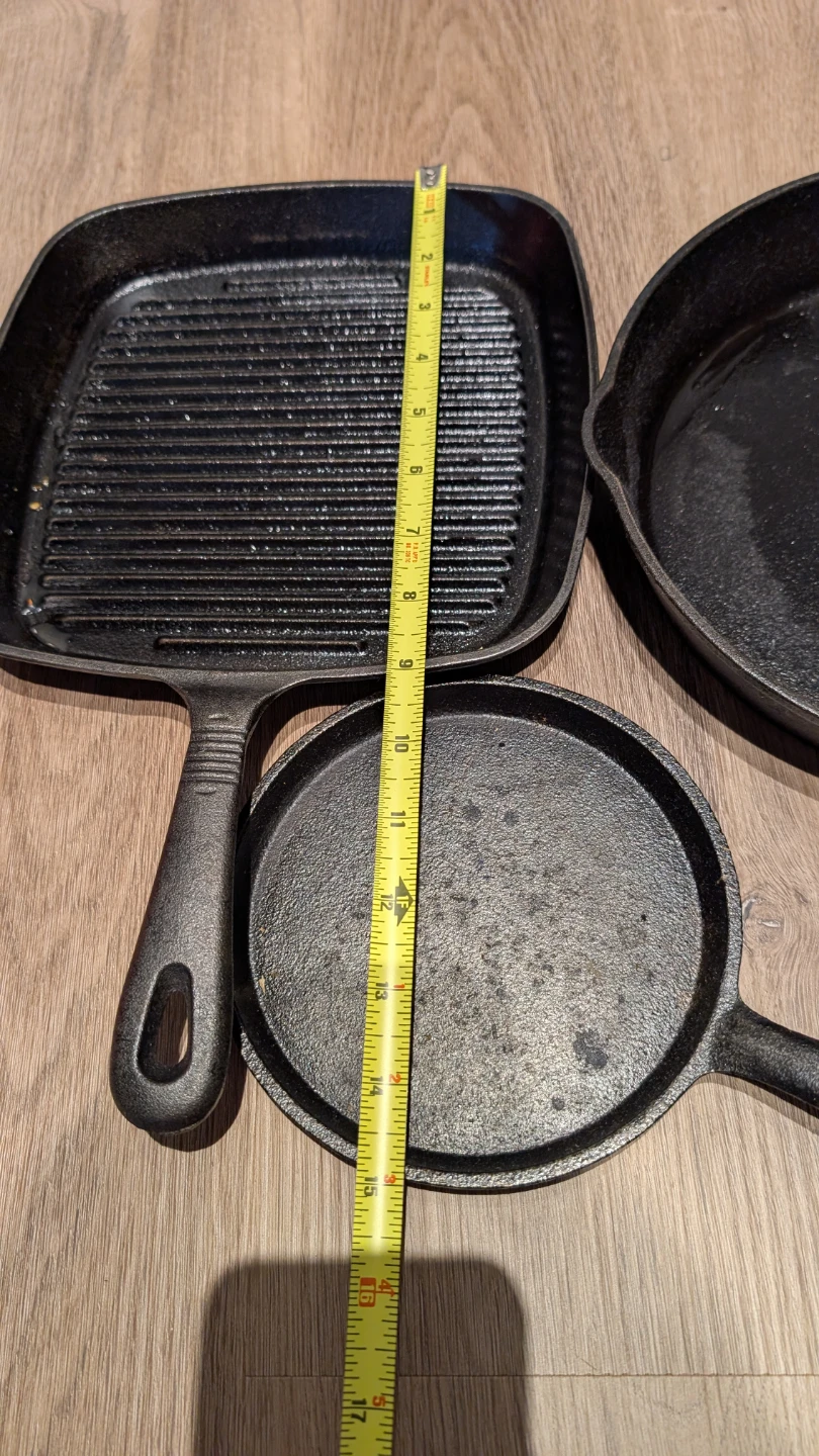 Set of 3 Cast Iron Pans - photo 3