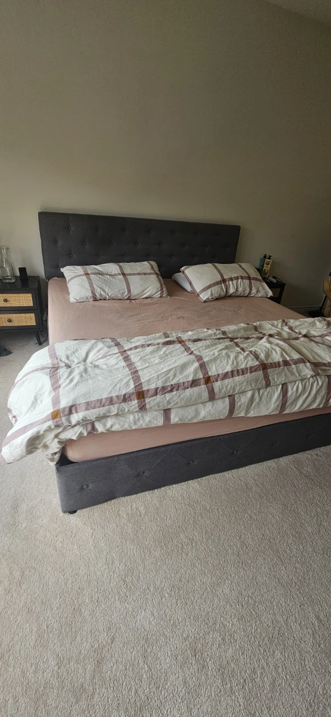 King Size Grey Storage Bed – Excellent Condition - photo 3