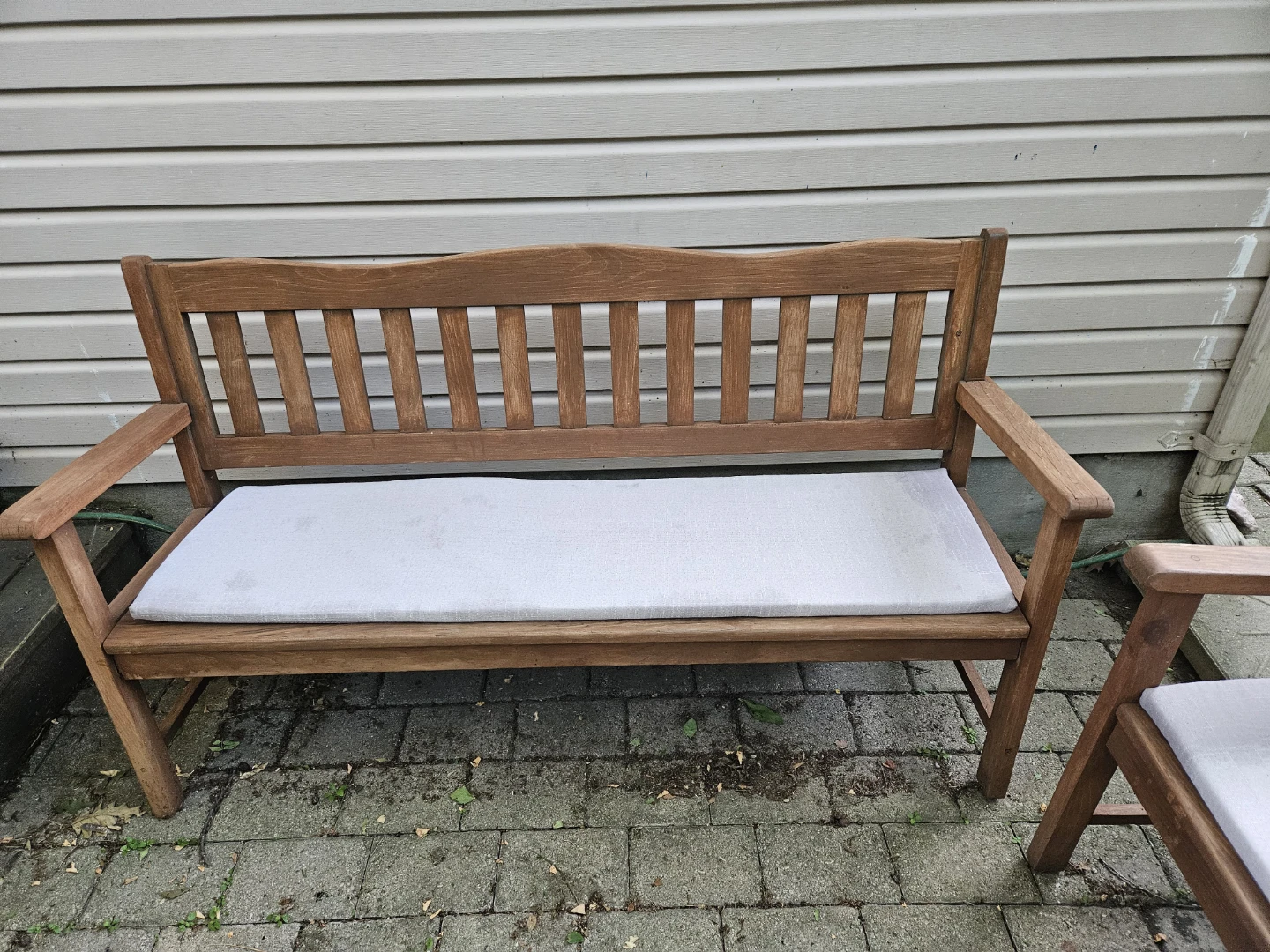 Wooden Park Bench with Light Grey Cushion - photo 2