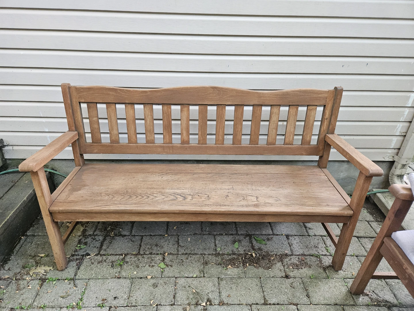 Wooden Park Bench with Light Grey Cushion - photo 3