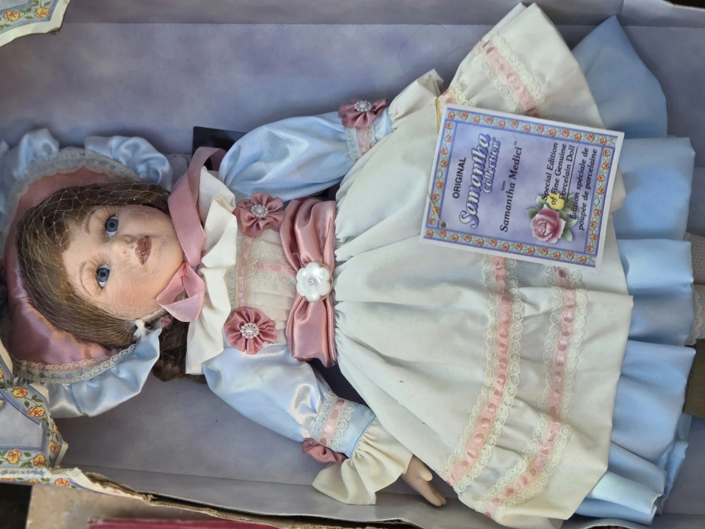 Original Samantha Medi "Limited Edition" Porcelain Doll - photo 3