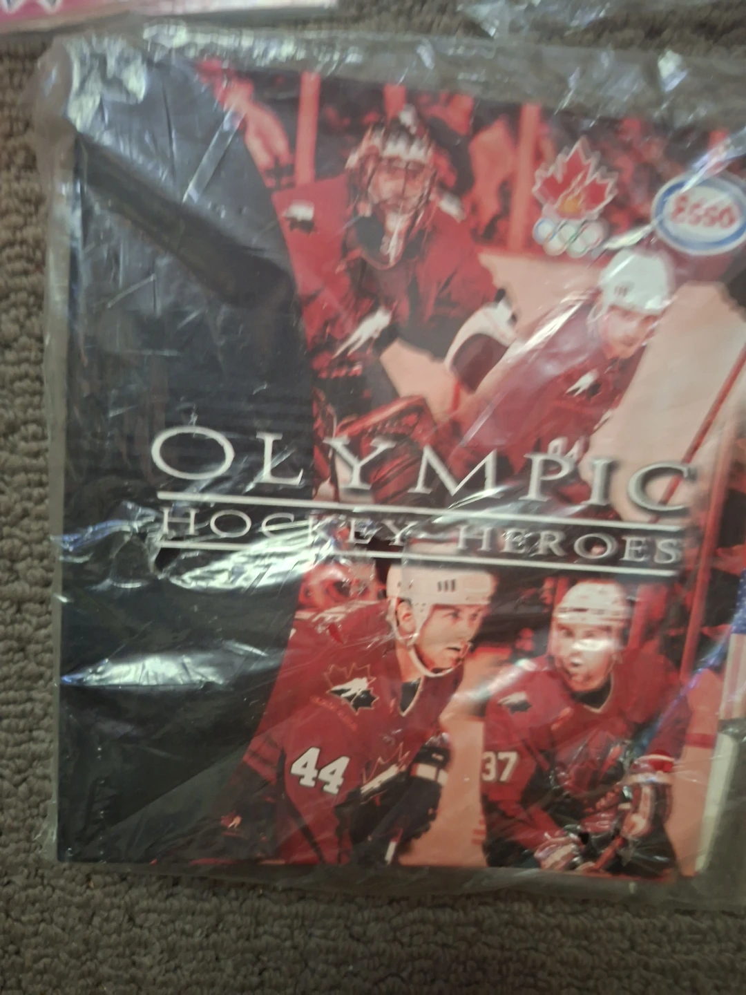 Olympic Hockey Heroes Trading Card Packs in Original Packaging - photo 4