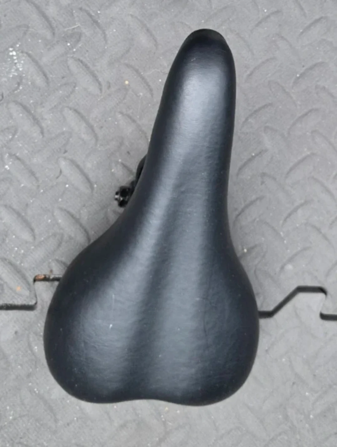 Black Bicycle Seat - photo 3