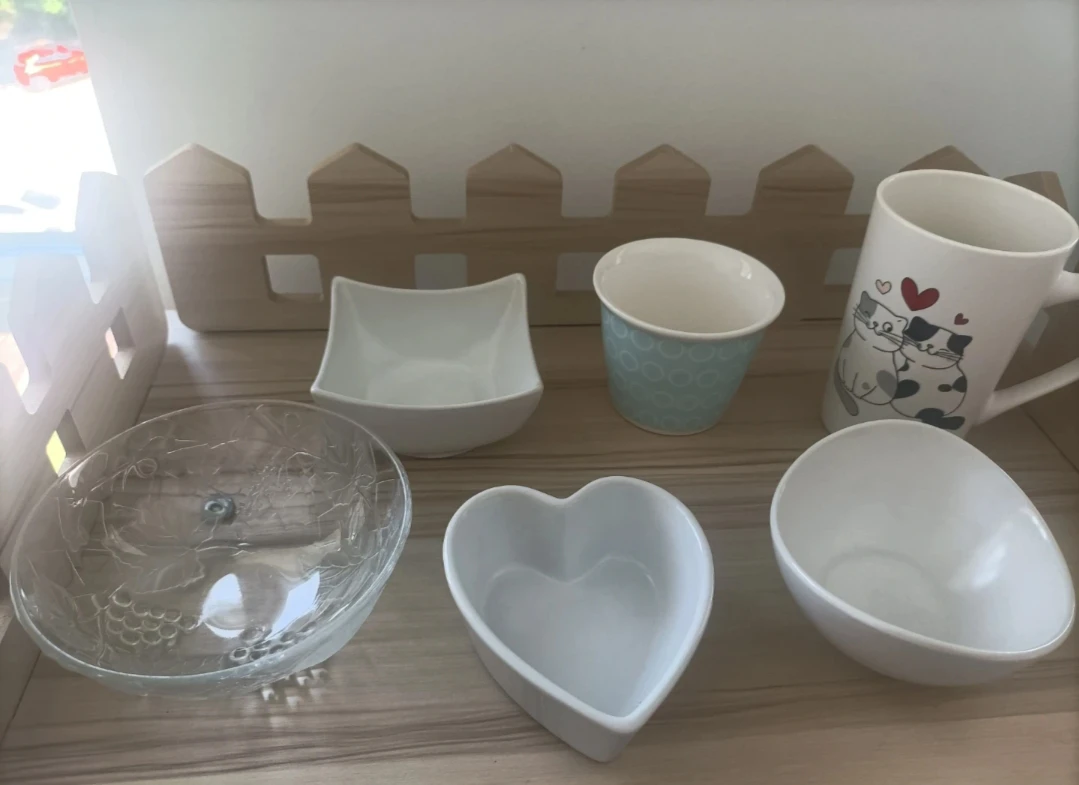 Variety of bowls/mug