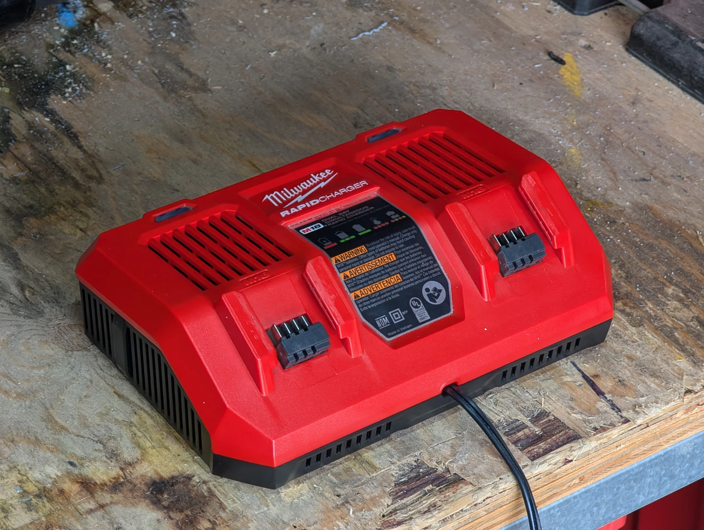 NEW Milwaukee M18 Dual Bay Simultaneous Rapid Charger