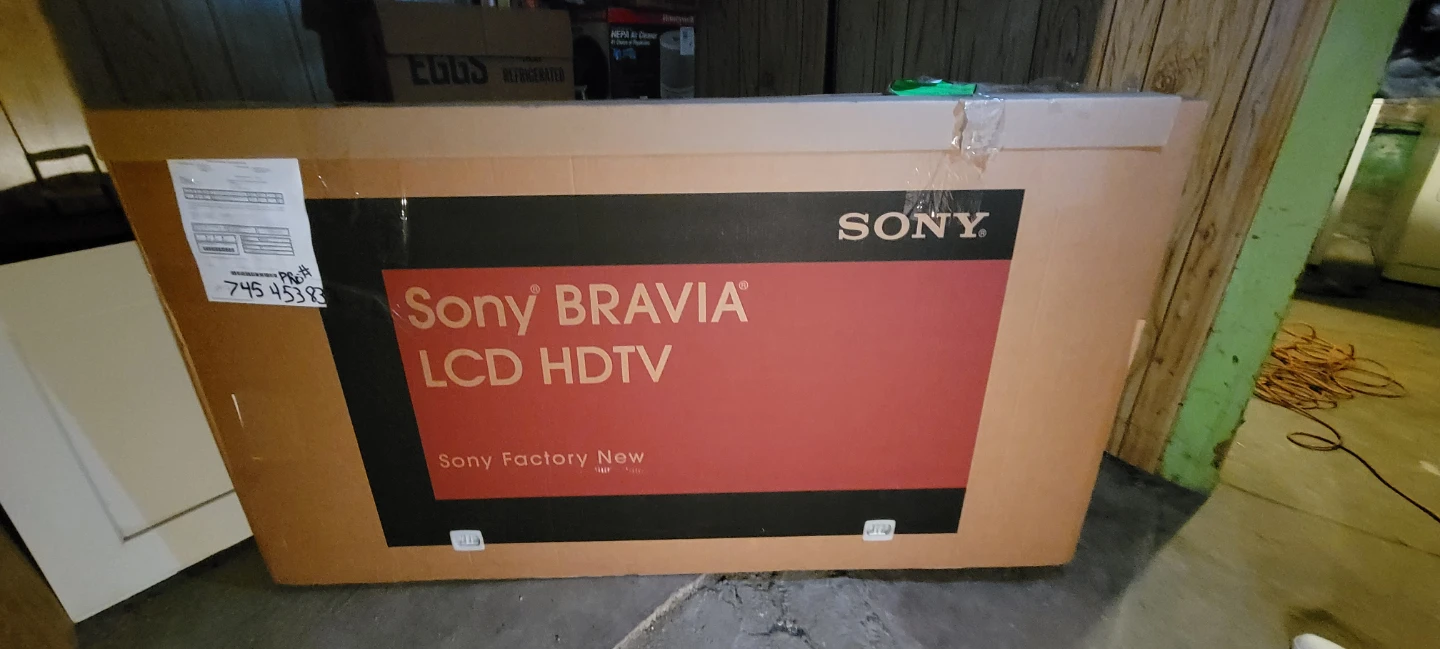 Sony BRAVIA LCD HDTV $600 - photo 4