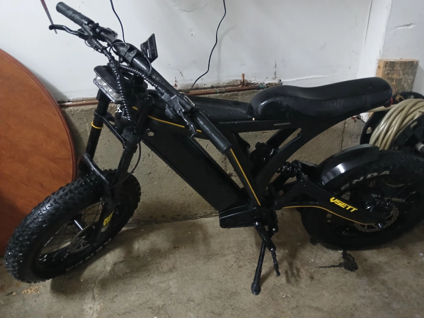 VSETT Electric ebike charger not included