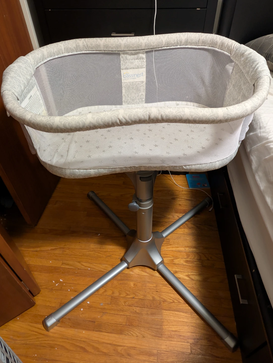 Halo Bassinest Swivel Sleeper