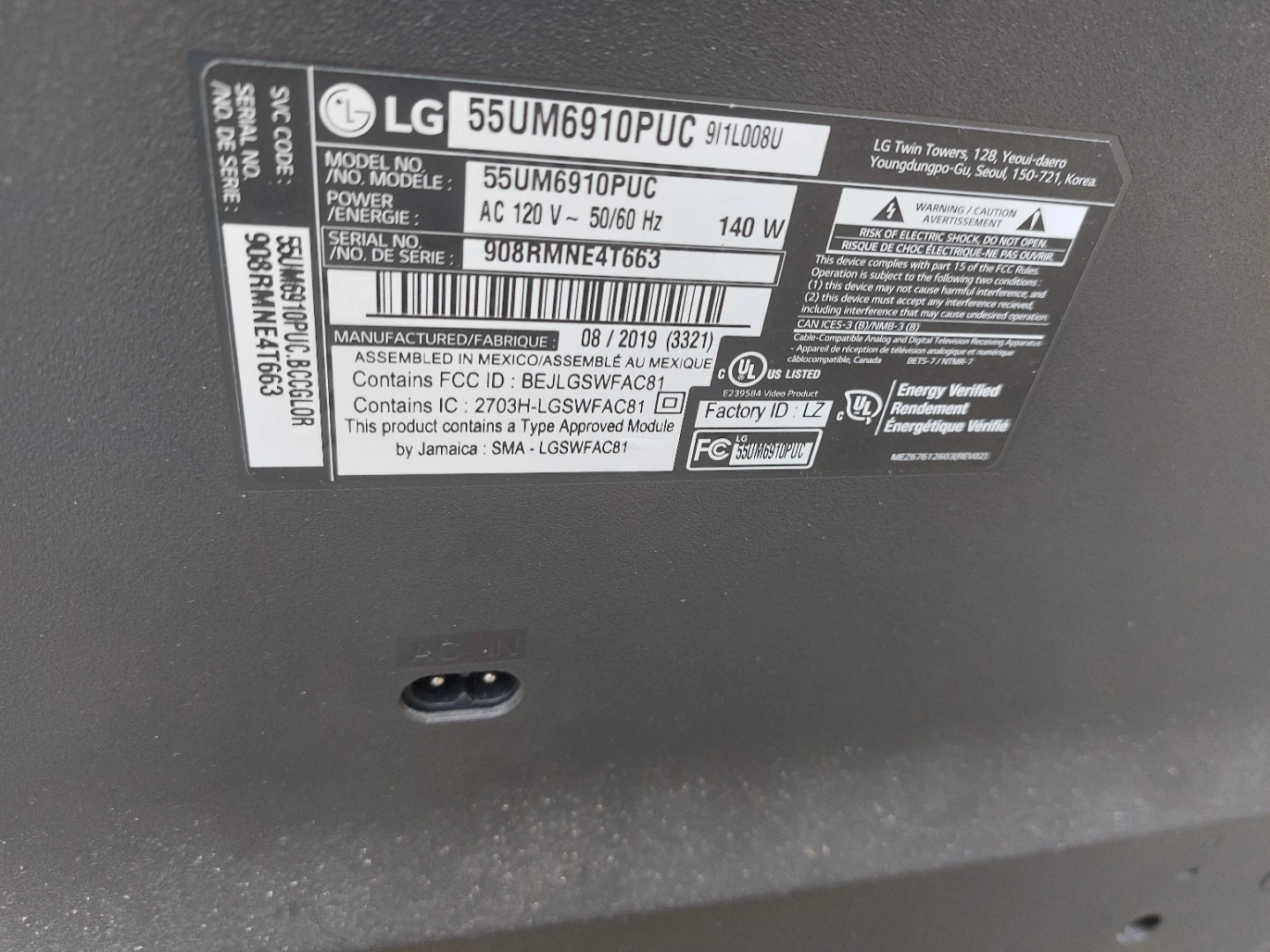 LG 55" 55UM6910PUC Smart TV AS IS - photo 2