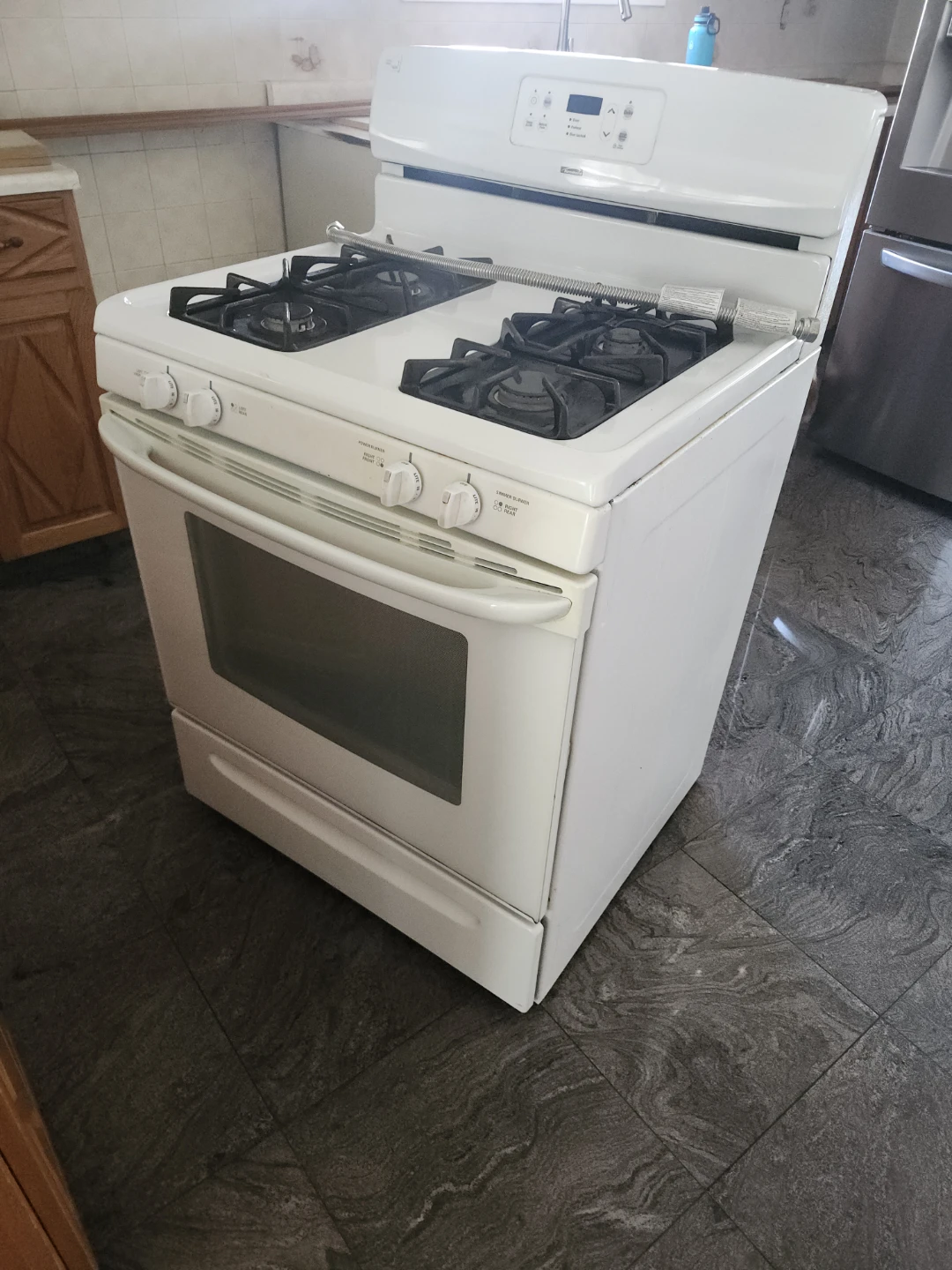 White Gas Range with Oven