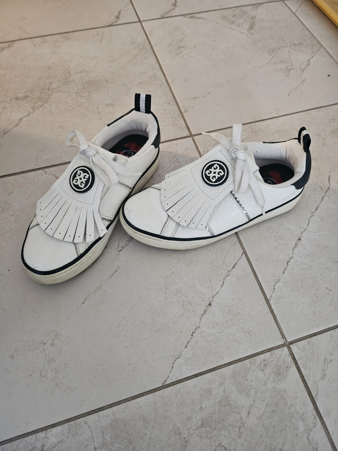 G/FORE women Golf Shoes White Fringe Kiltie Sz 7