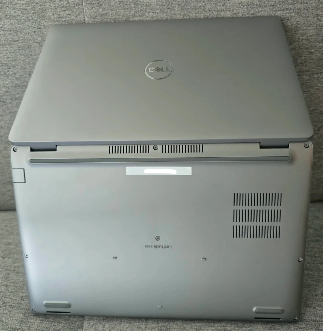 Dell Latitude 5420 with 14" touchscreen 16Gb Ram 256Gb SSD Win11 - photo 3