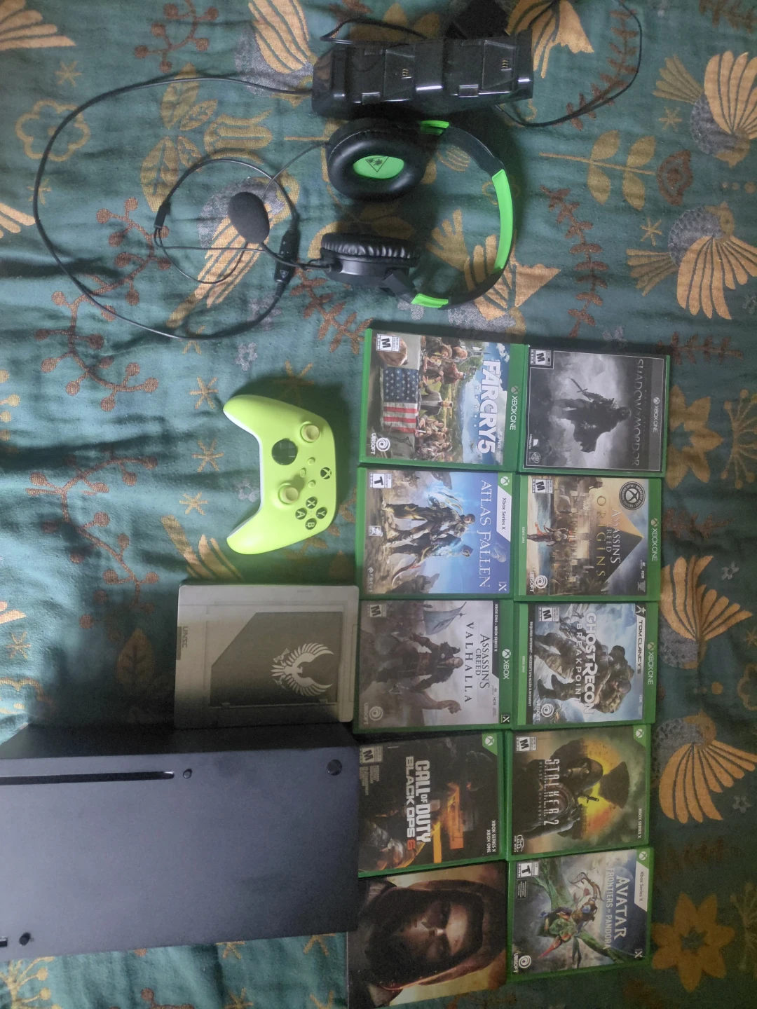 Xbox Series X Console with Games, Controller & Headset - photo 2