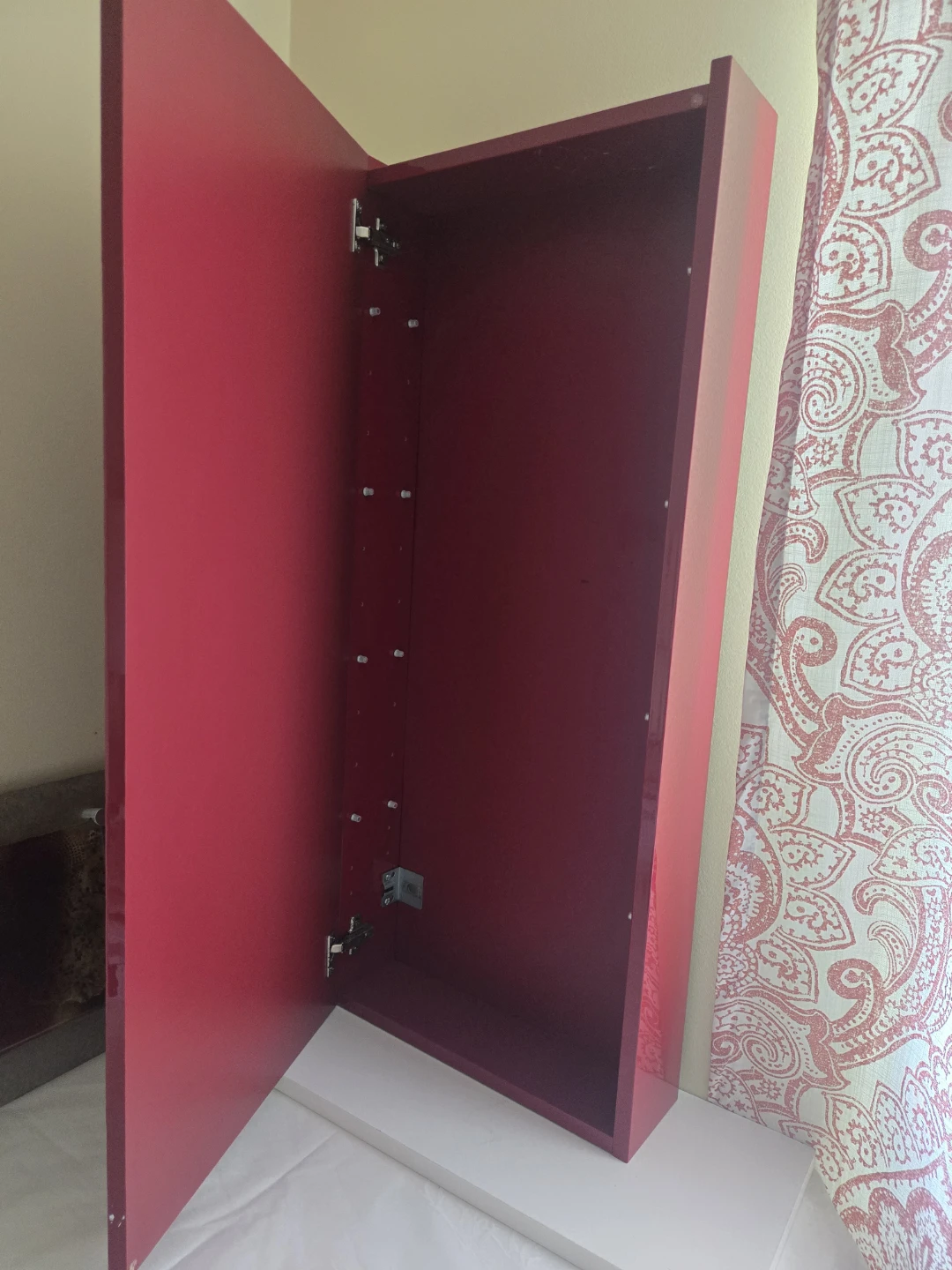 Red IKEA HAVBÄCK Wall cabinet with door, - photo 3