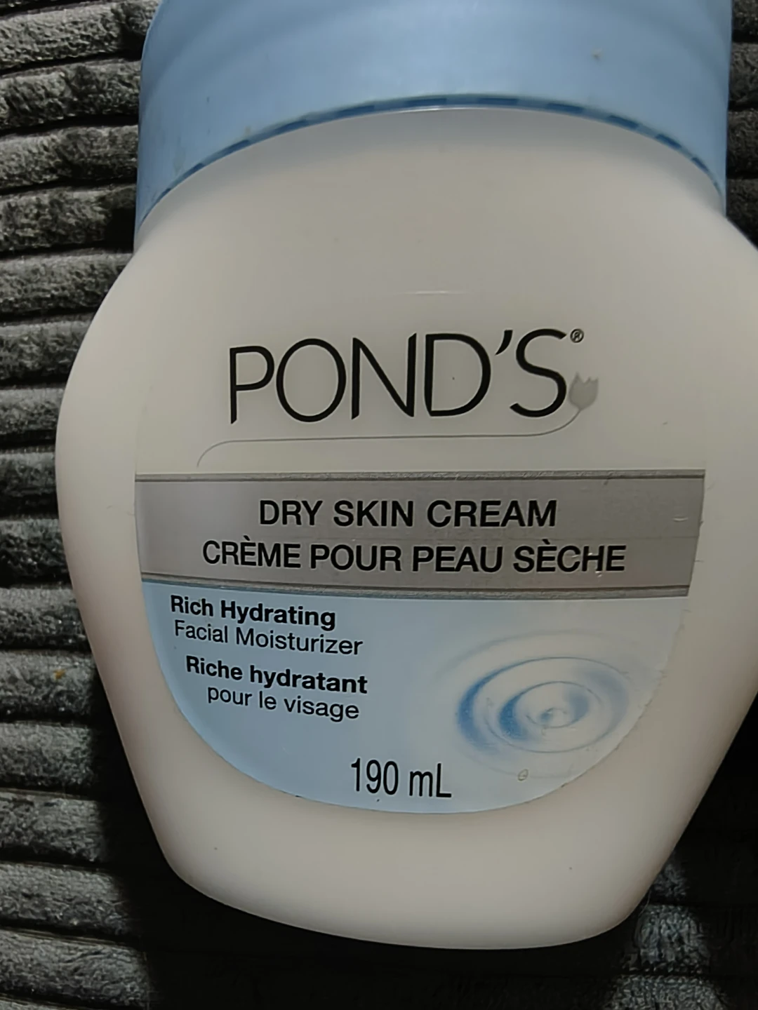 Pond's Dry Skin Cream  (2 x 190 mL) - photo 2