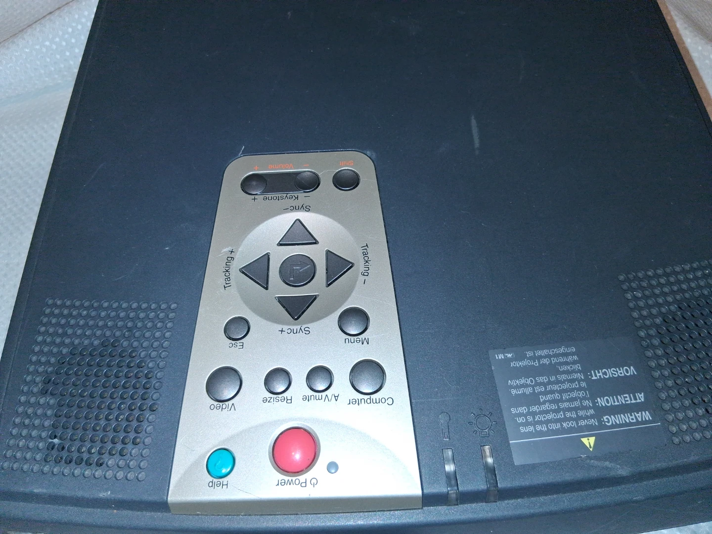 Epson PowerLite 1535 Projector - photo 3