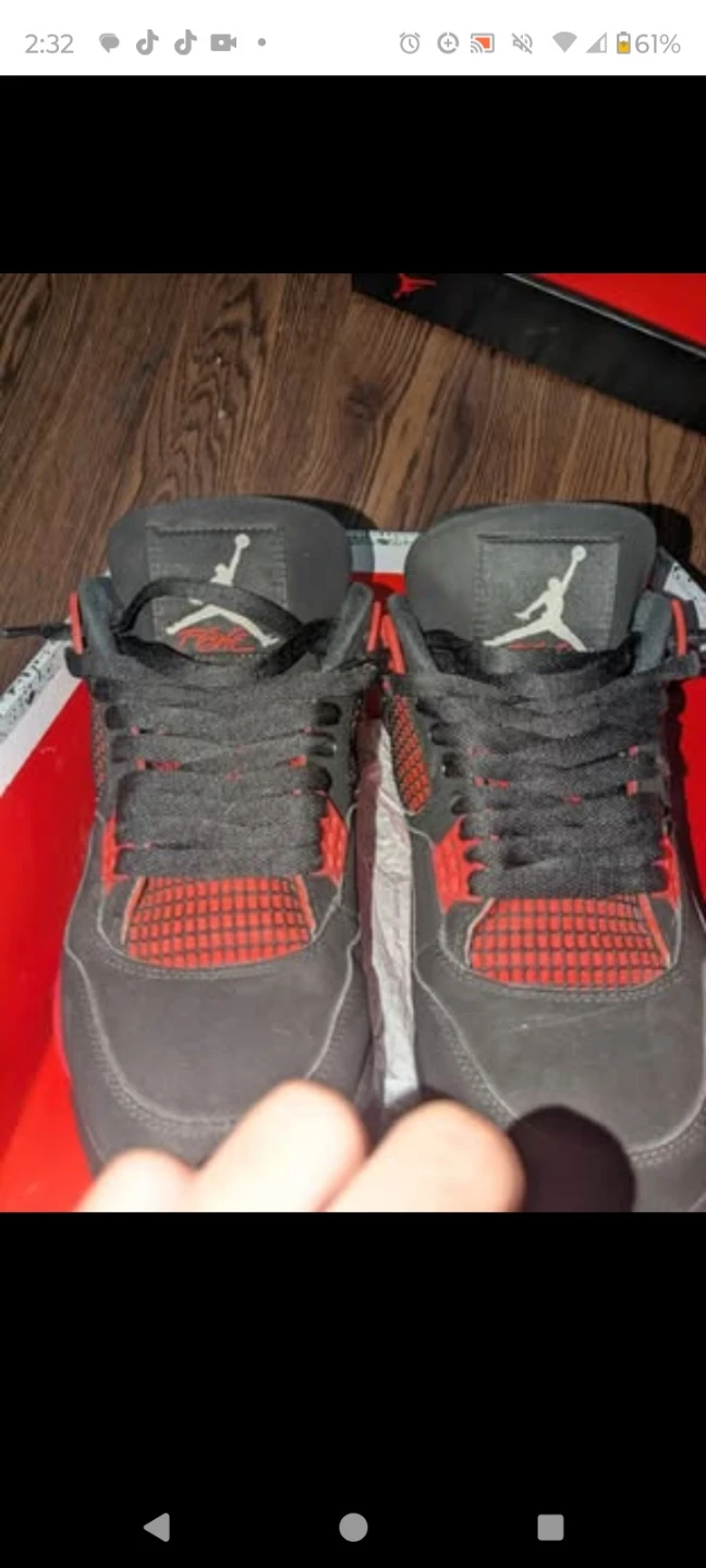 Air Jordan 4 red thunders - photo 3