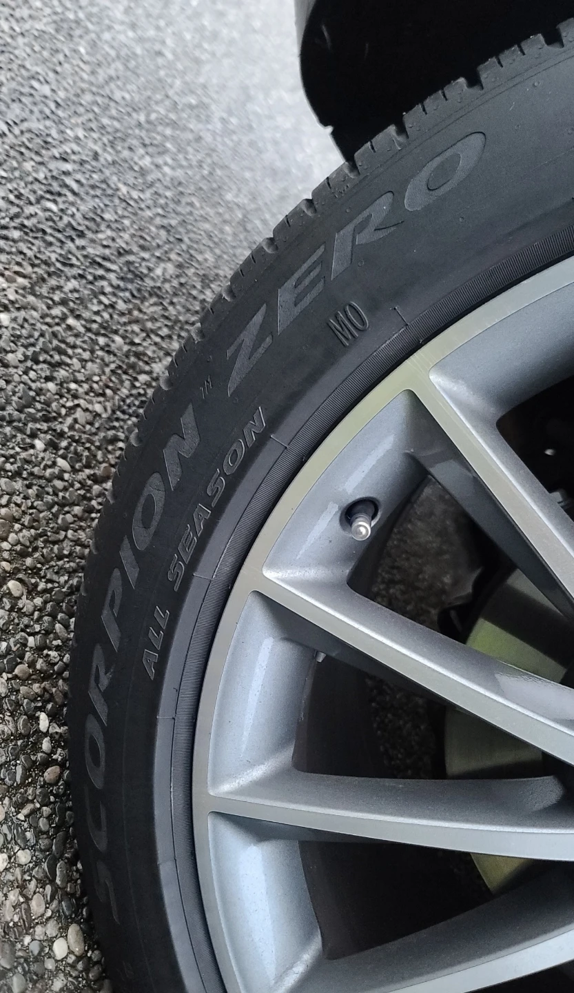 PIRELLI SCORPION ZERO AND BRIDGESTONE TIRES. - photo 2