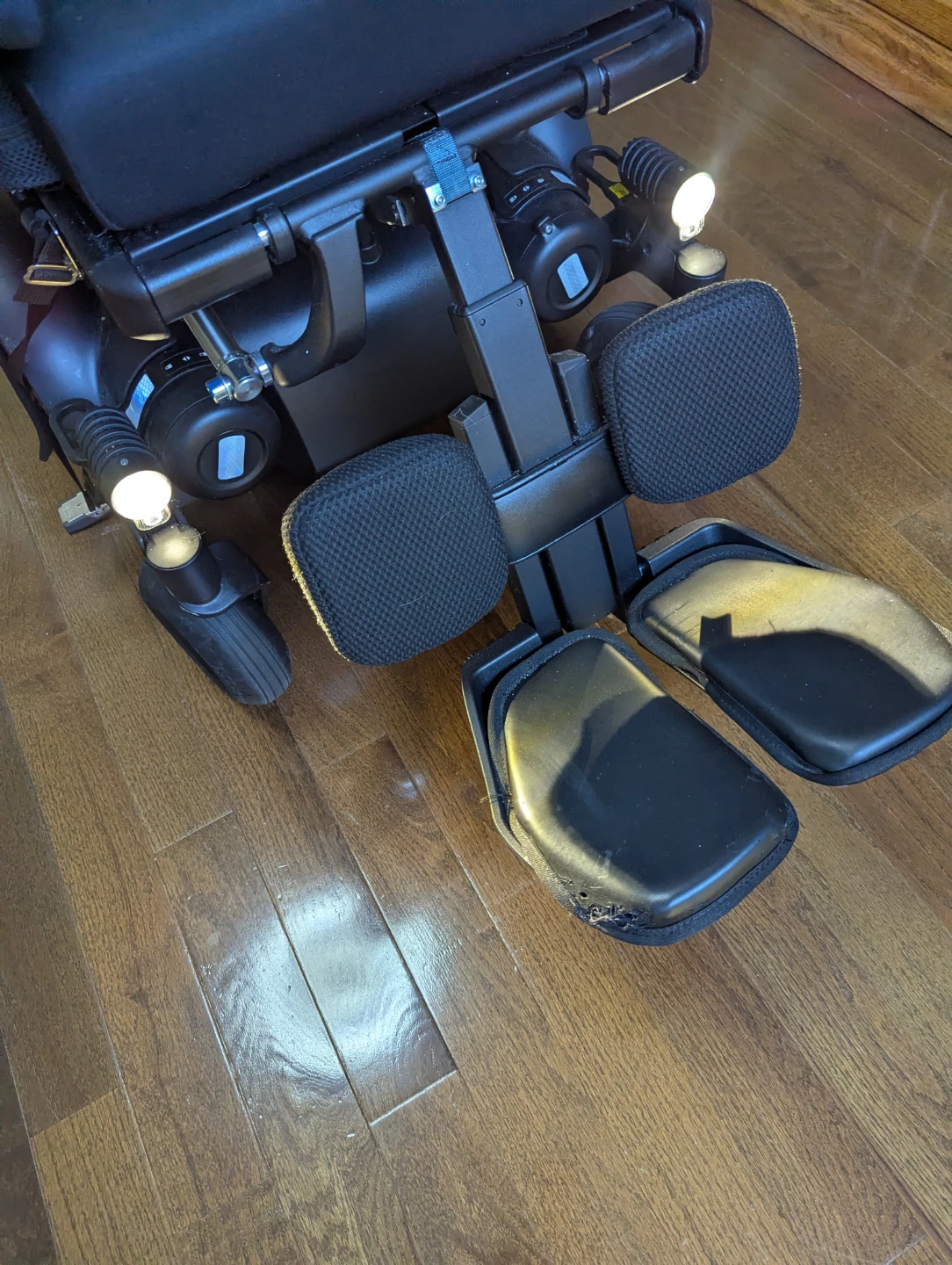 Permobil electric wheelchair - photo 2