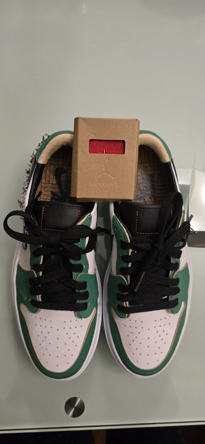 Brand New Nike Jordan Elevate Low Platform W8.5