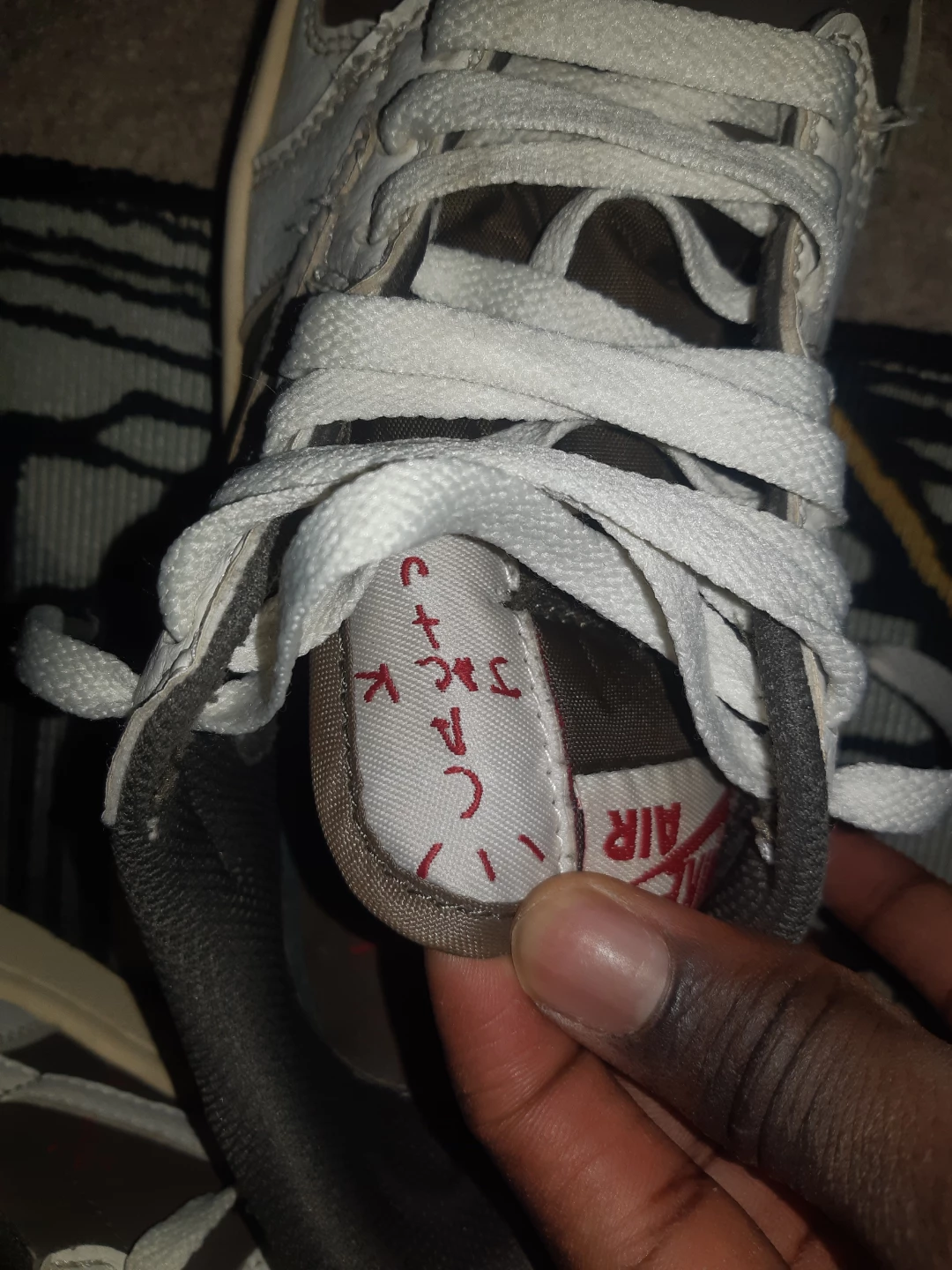 Travis Scott x Air Jordan 1 Low OG "Reverse Mocha" - photo 2