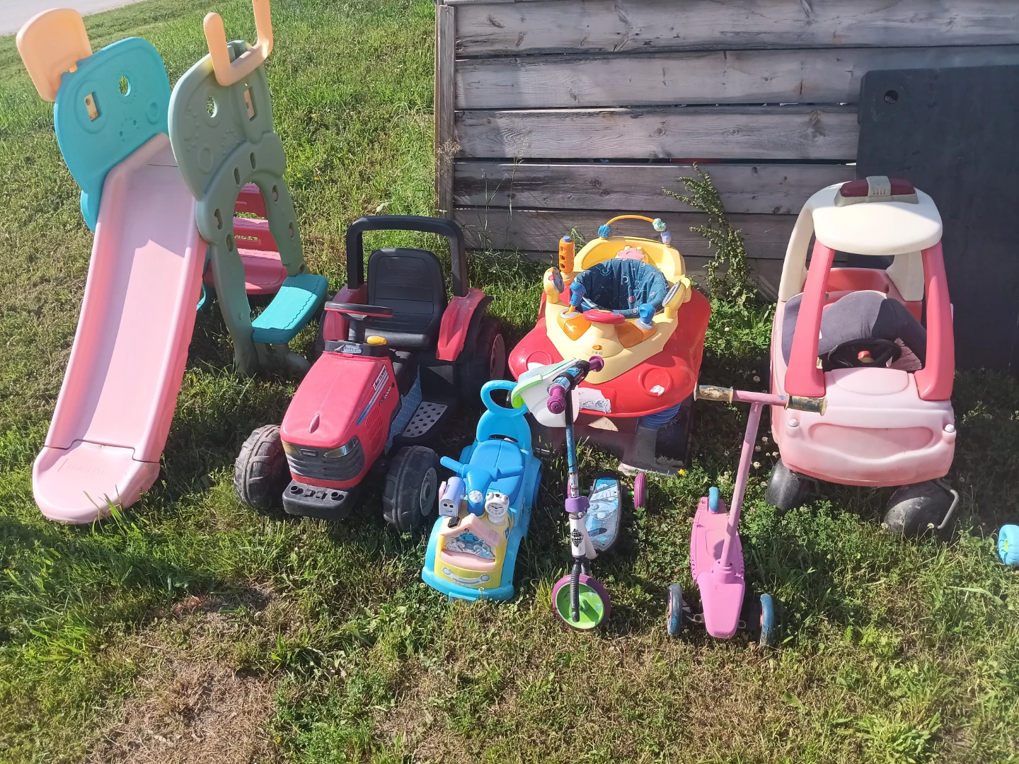 Garage Sale  217 industrial road stayner ontario - photo 2