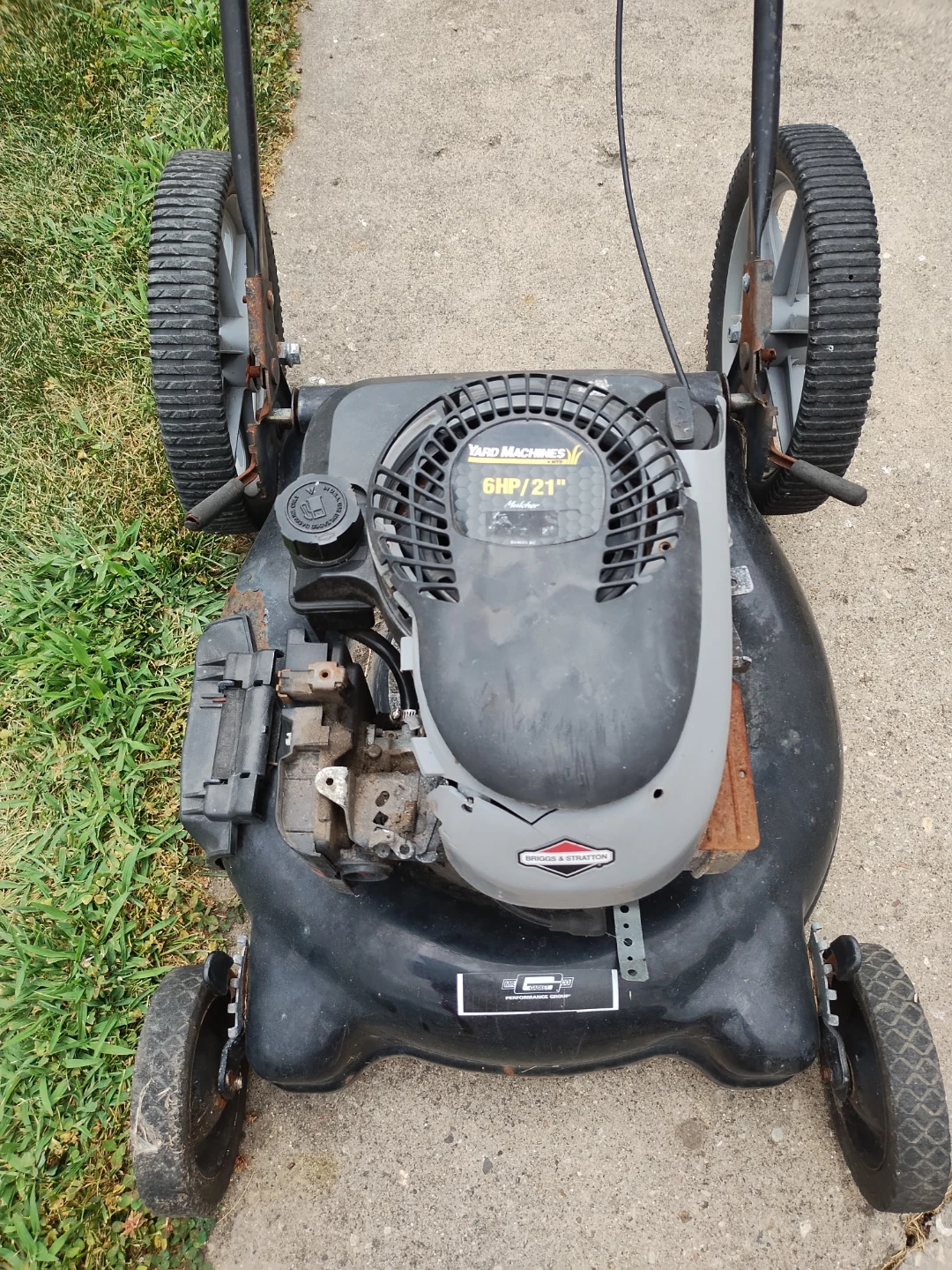 Briggs & Stratton Yard Machines 6HP/21" Mower