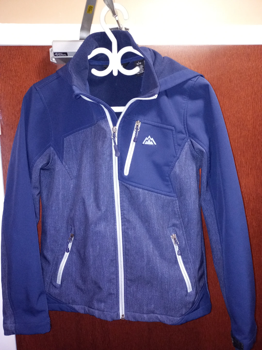 Snozu Women's Hoodie Jacket - Size 14/16