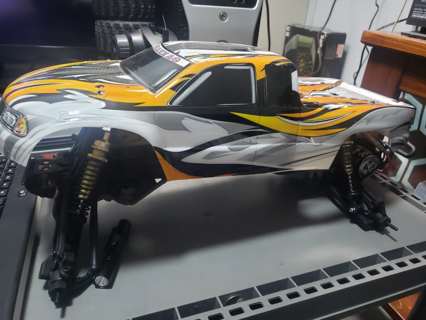 Ecx ruckus 2 wheel drive rc truck for repair or parts.