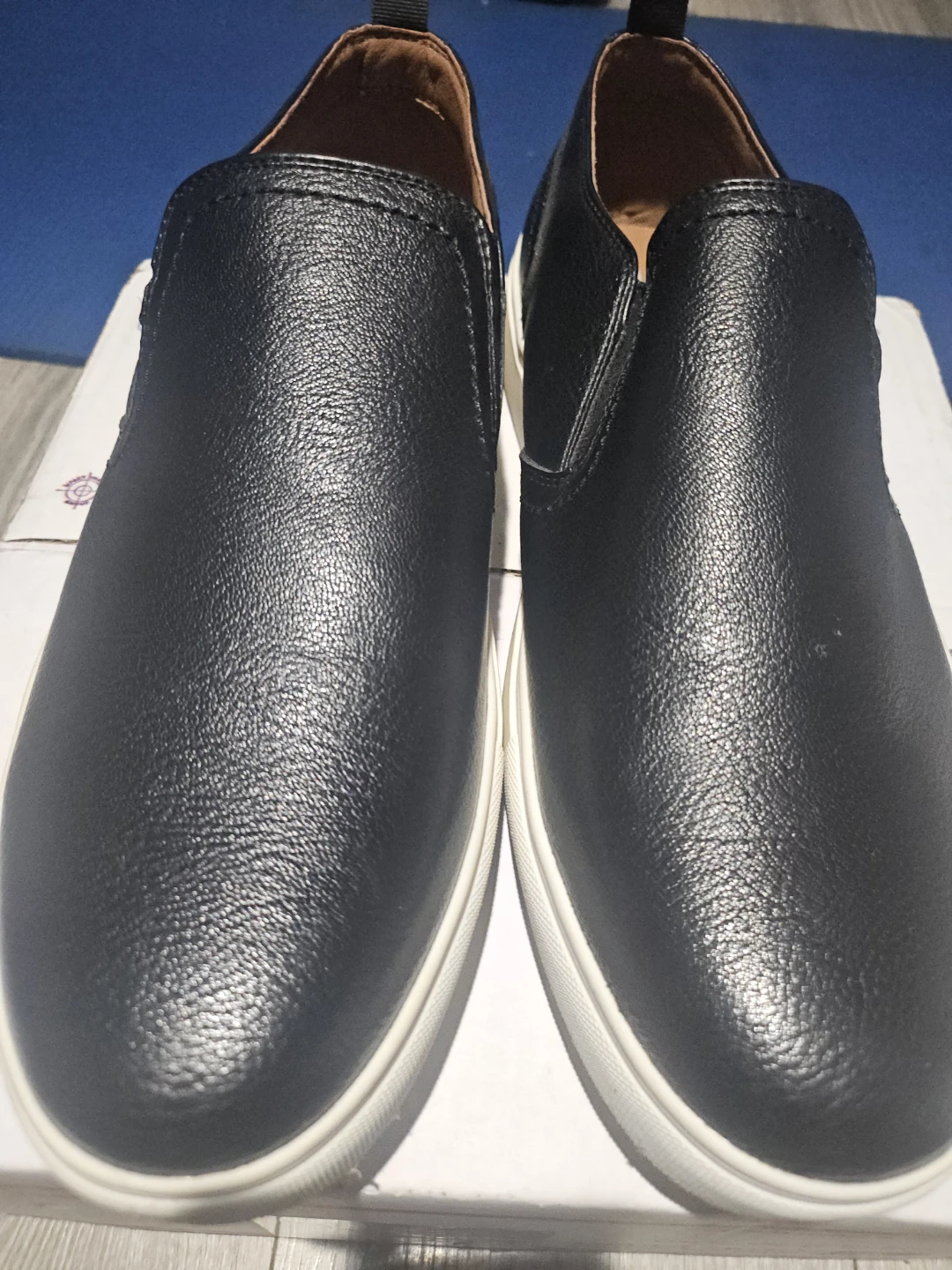 Tommy Hilfiger Men's Black Leather Slip-On Shoes Size 9.5