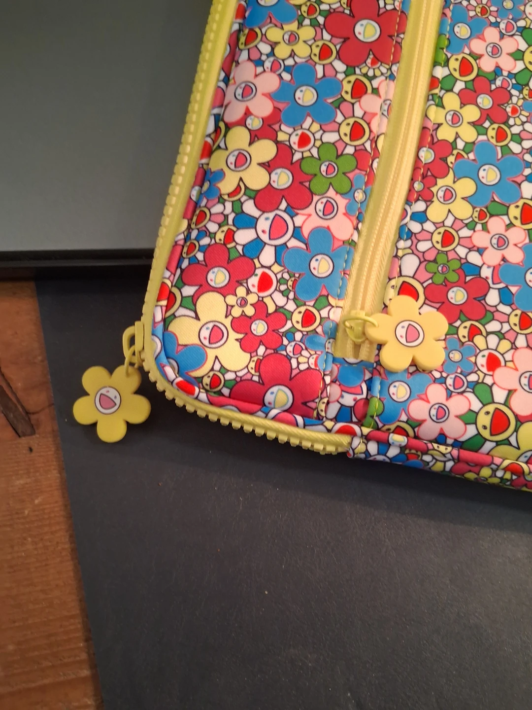Marc Jacobs x Murakami Daisy Laptop Sleeve - photo 4