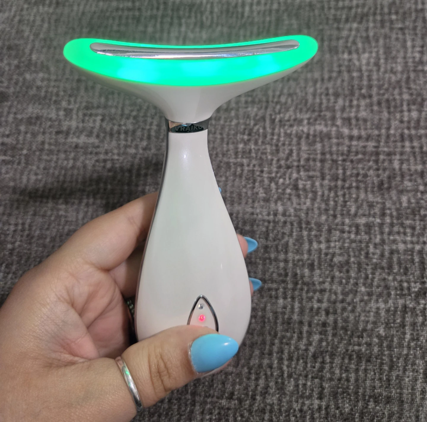 Vraiko Neck & Face Beauty Massager - photo 3