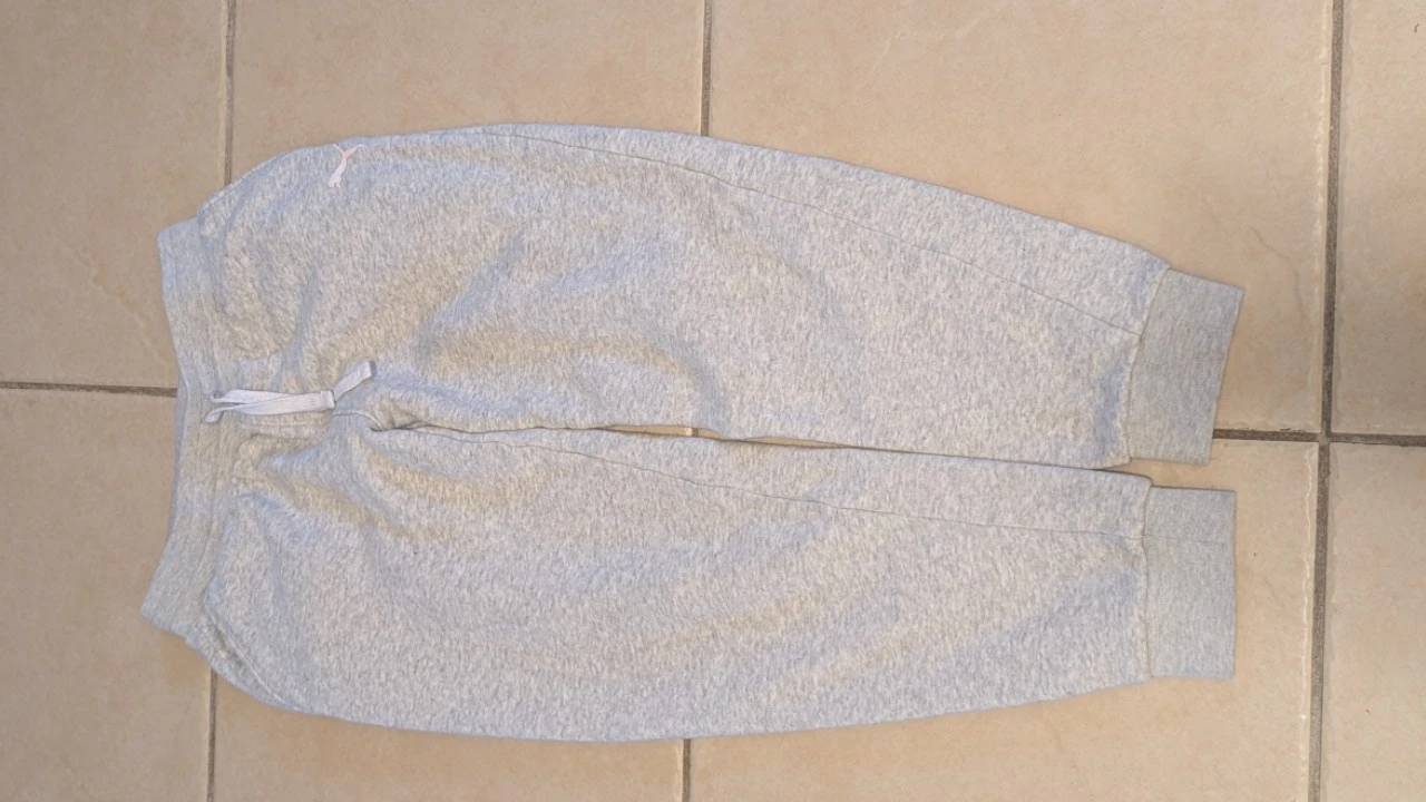 Puma kids Grey Sweatpants XL/TG 14/16 - photo 2