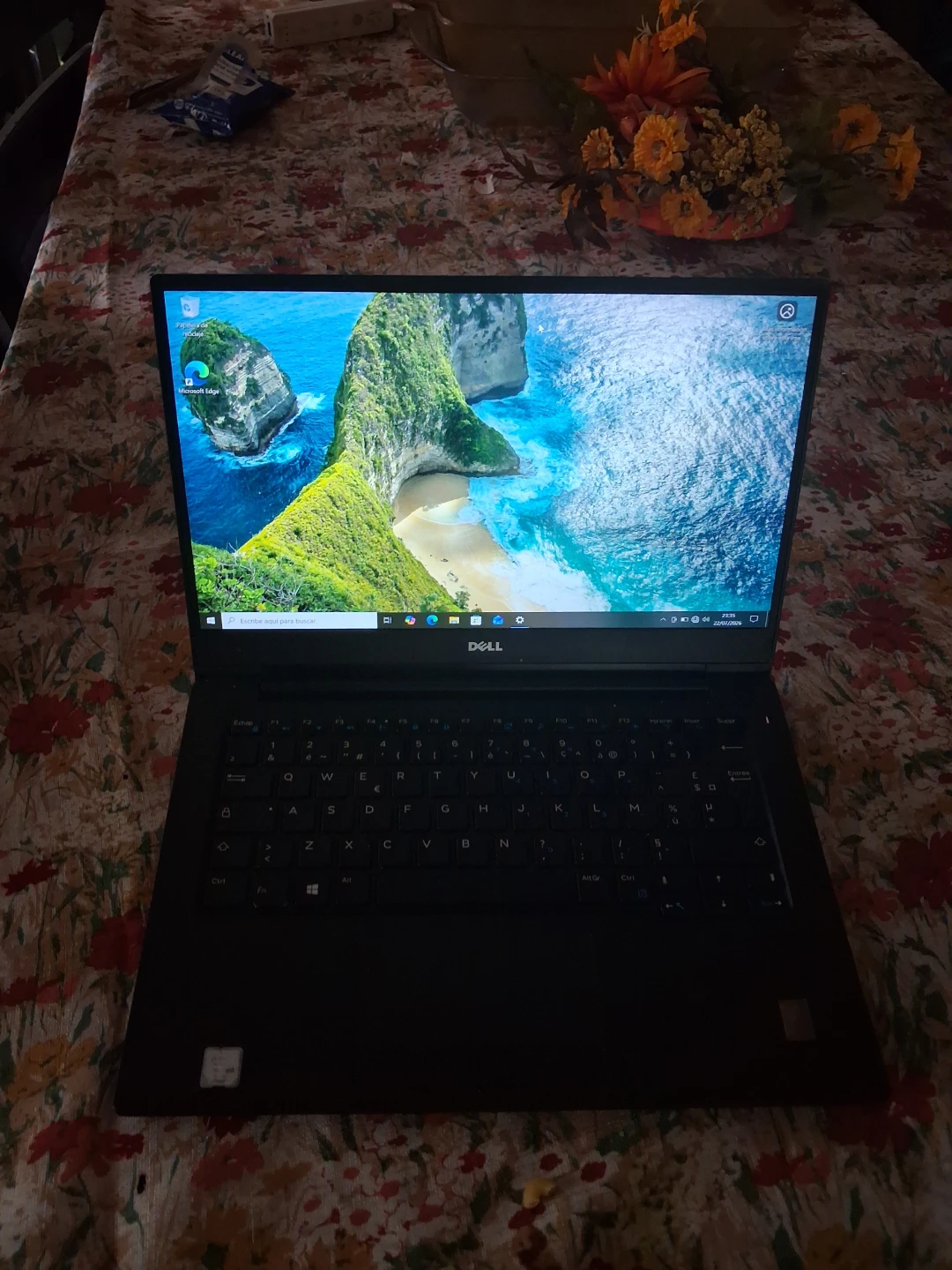 Dell Latitude 7520 Laptop - photo 4