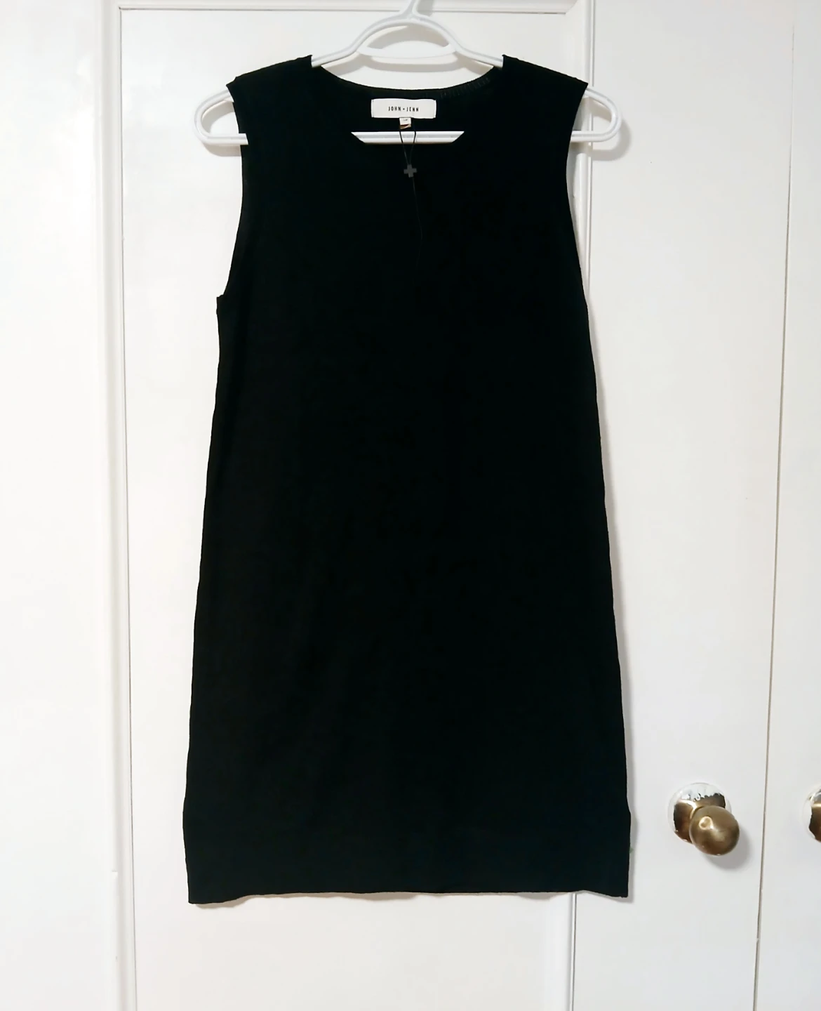 Women Small Sleeveless Black Dress - photo 3