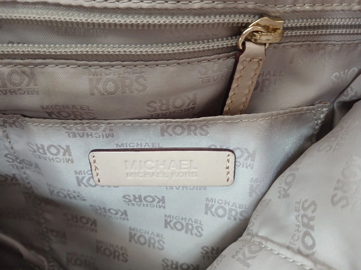 Michael Kors Brown MK Signature Hobo Bag - photo 5
