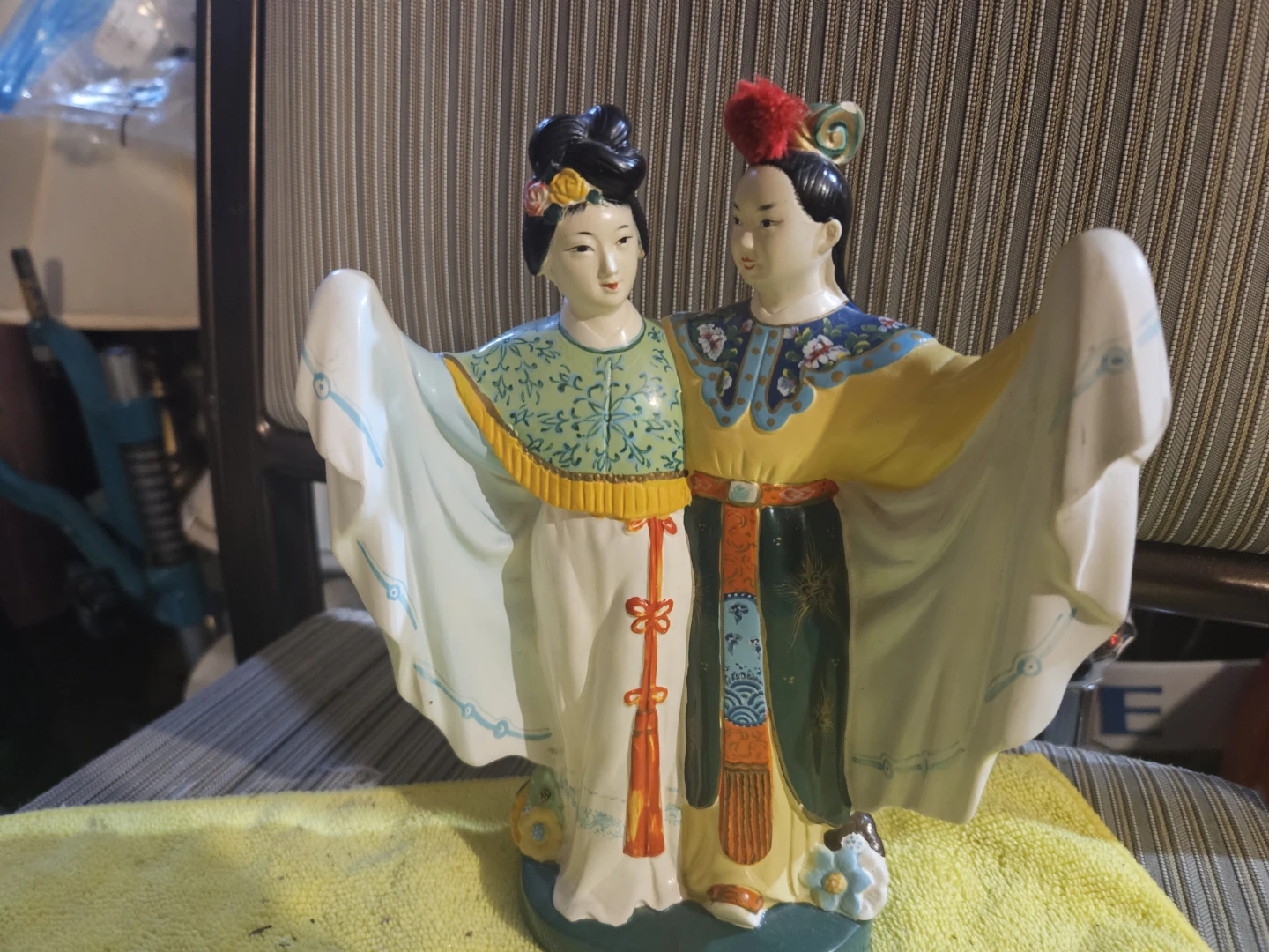 Vintage Porcelain Figurine - Two Women - photo 4