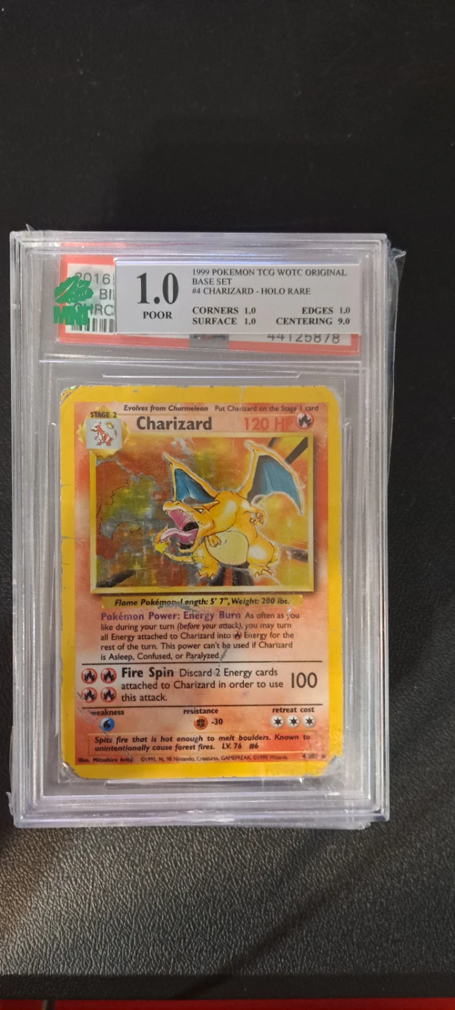 1999 Pokemon TCG Holo Rare Charizard Card