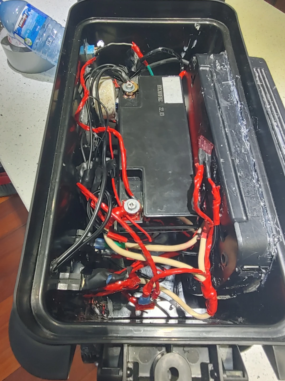550 VA UPS 330 WATD - photo 4