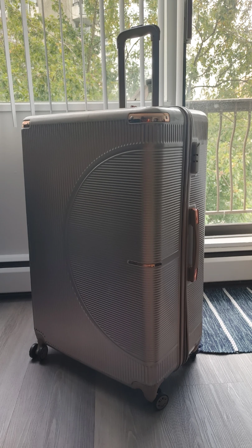 Large hard shell luggage