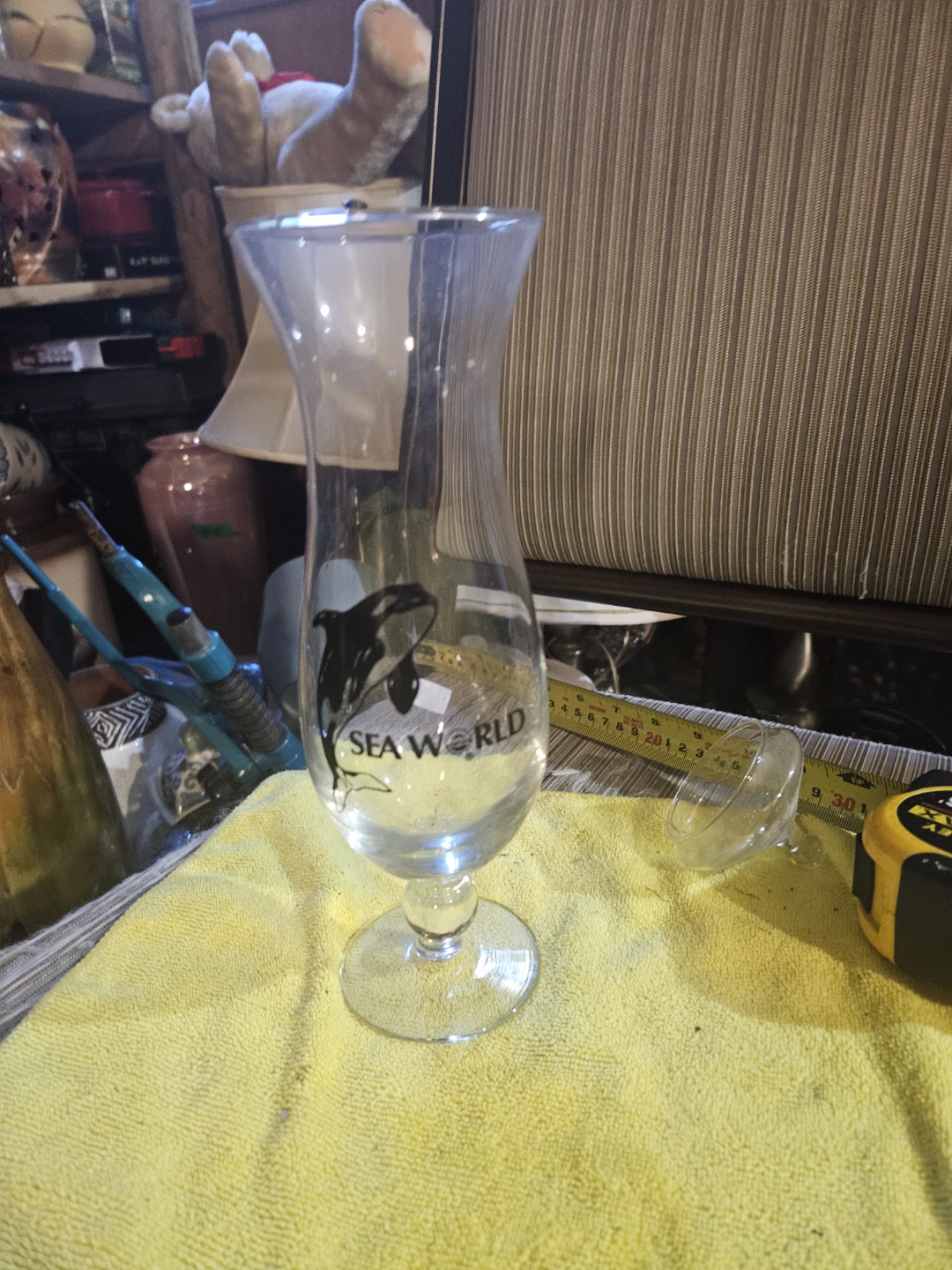 Sea World Hurricane Glass - photo 2