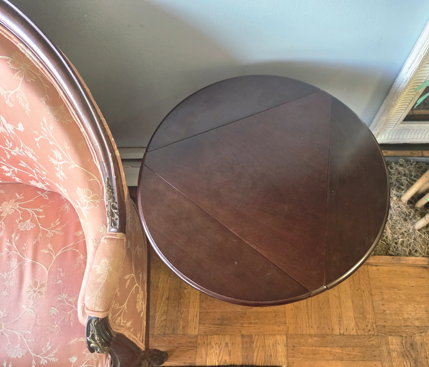 Bombay Solid Wood Two-Tier Convertible Round Table - photo 5