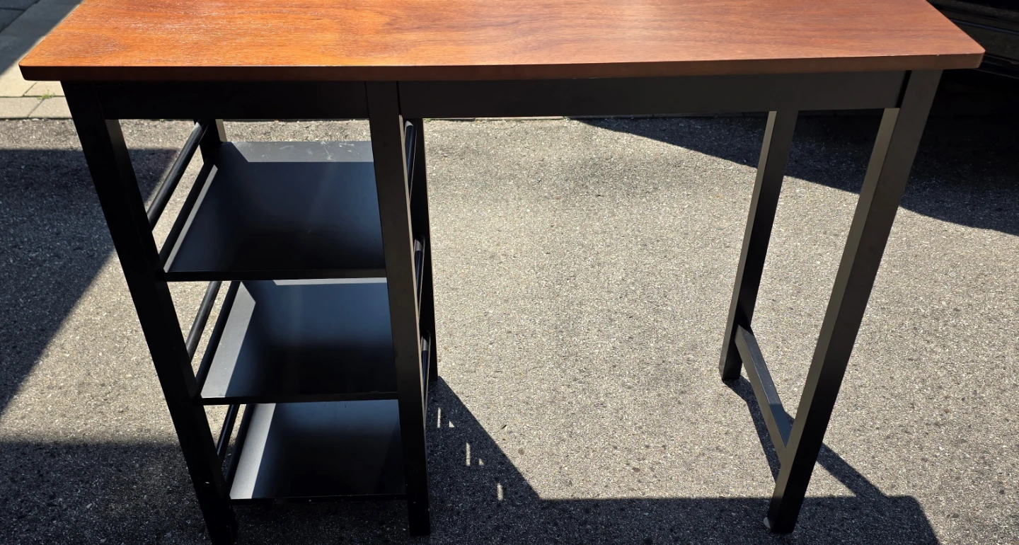 High Table with Stools - photo 3