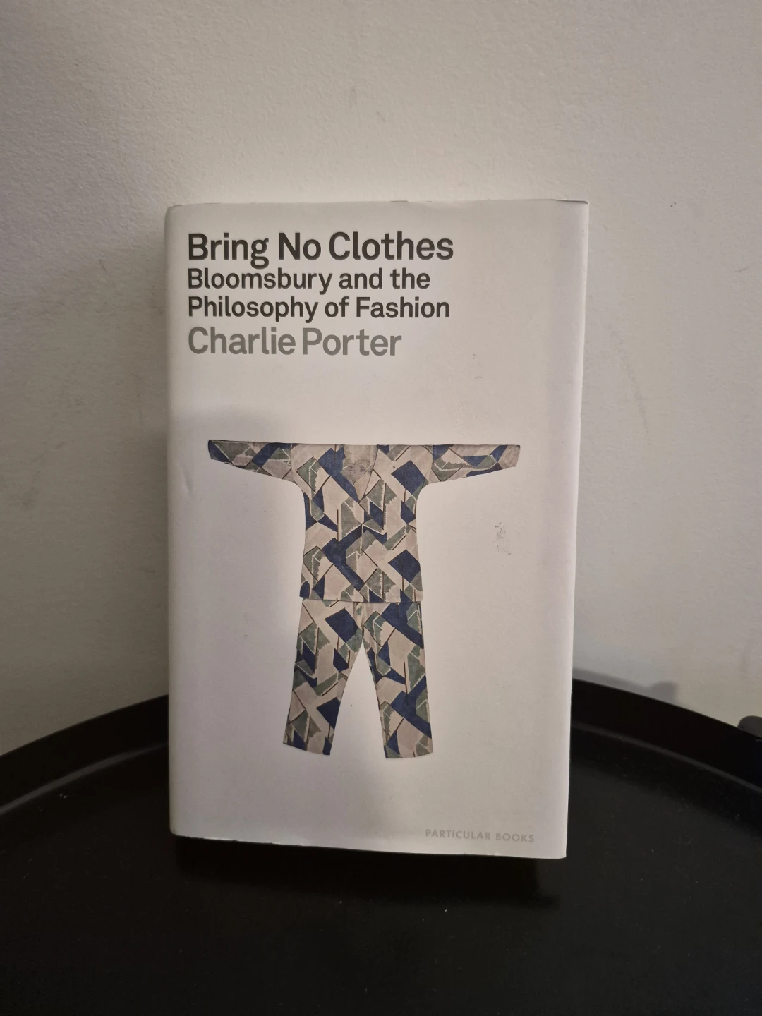 Bring No Clothes: Bloomsbury and the Philosophy of Fashion