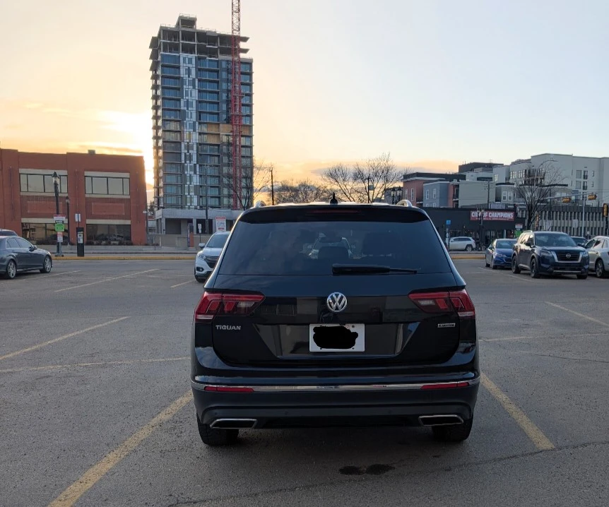 Black Volkswagen Tiguan Highline 2021 - photo 3