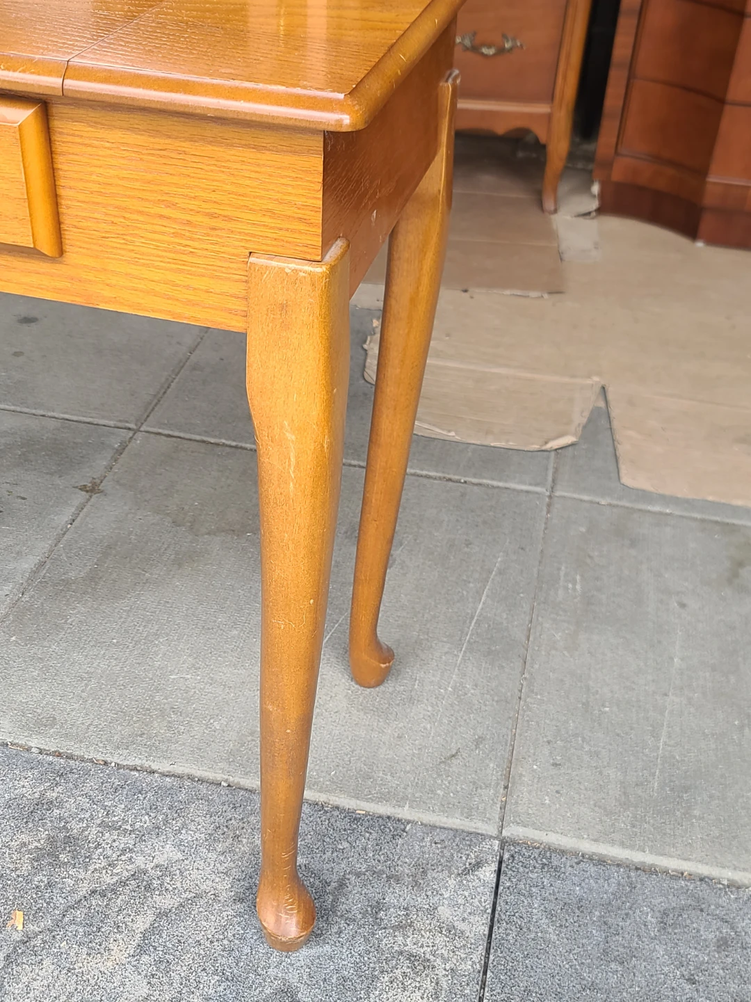 Oak Vanity Table with Tri-Fold Mirror and Drawer - photo 4