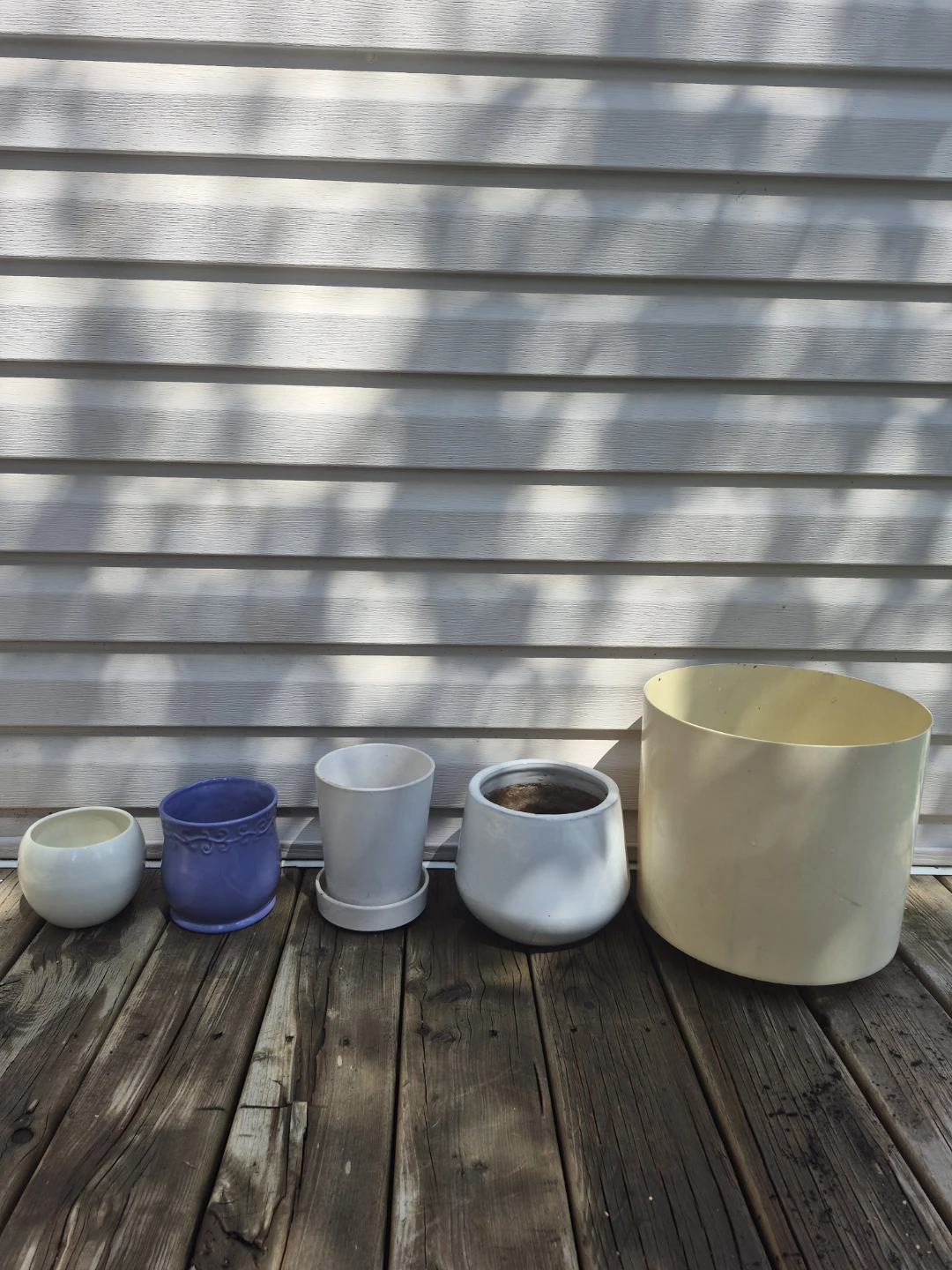 Set of 5 assorted planters