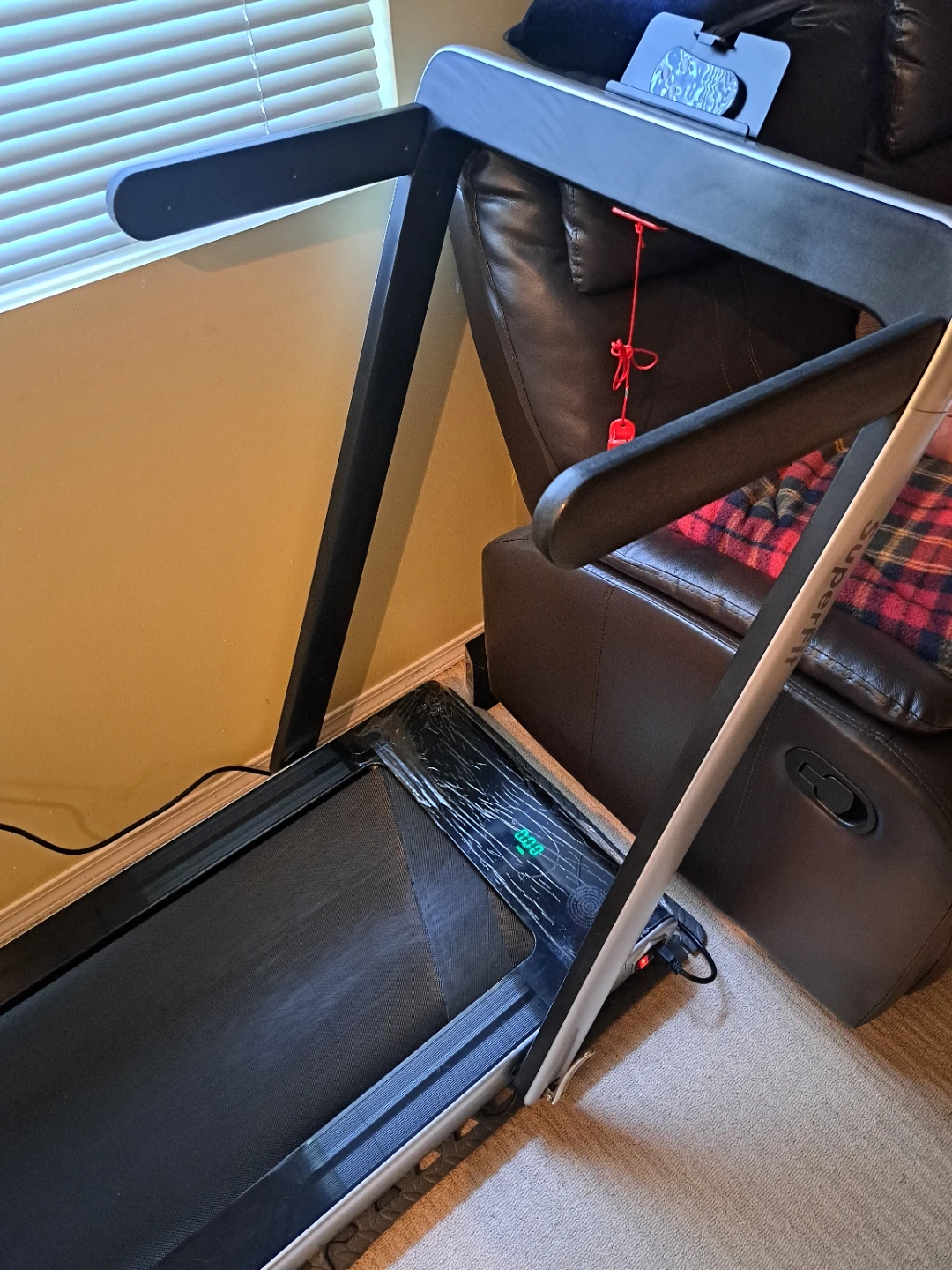 SuperFit 2.25HP 2 in 1 Folding Treadmill / Walking Pad - photo 2