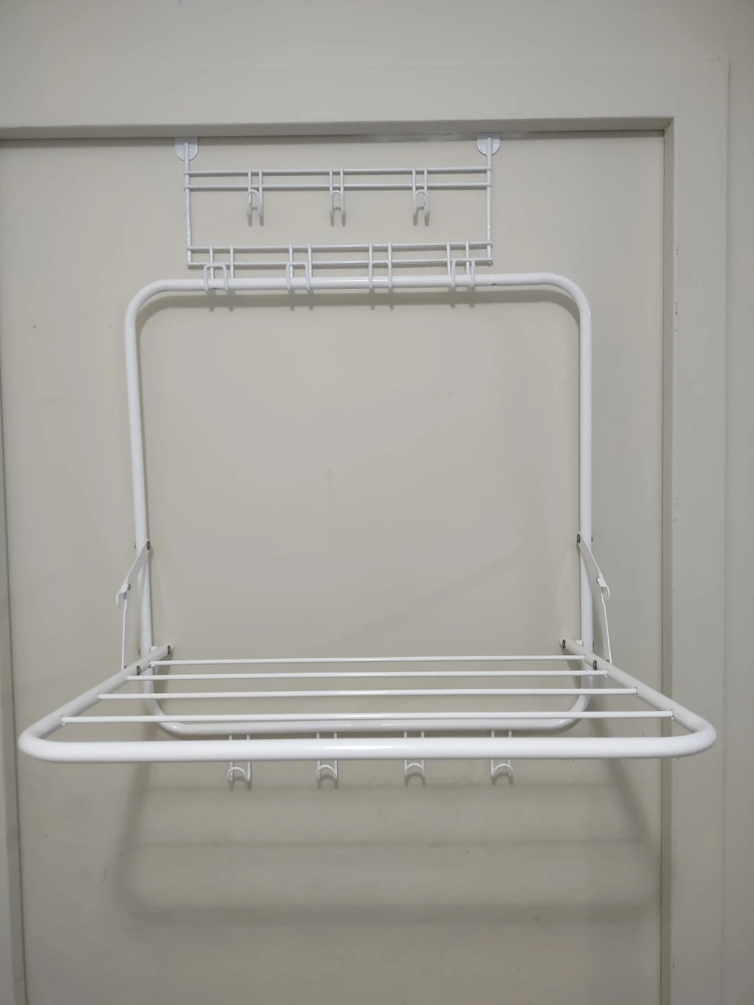 White Metal Over-the-Door Drying Rack with Hooks - photo 4