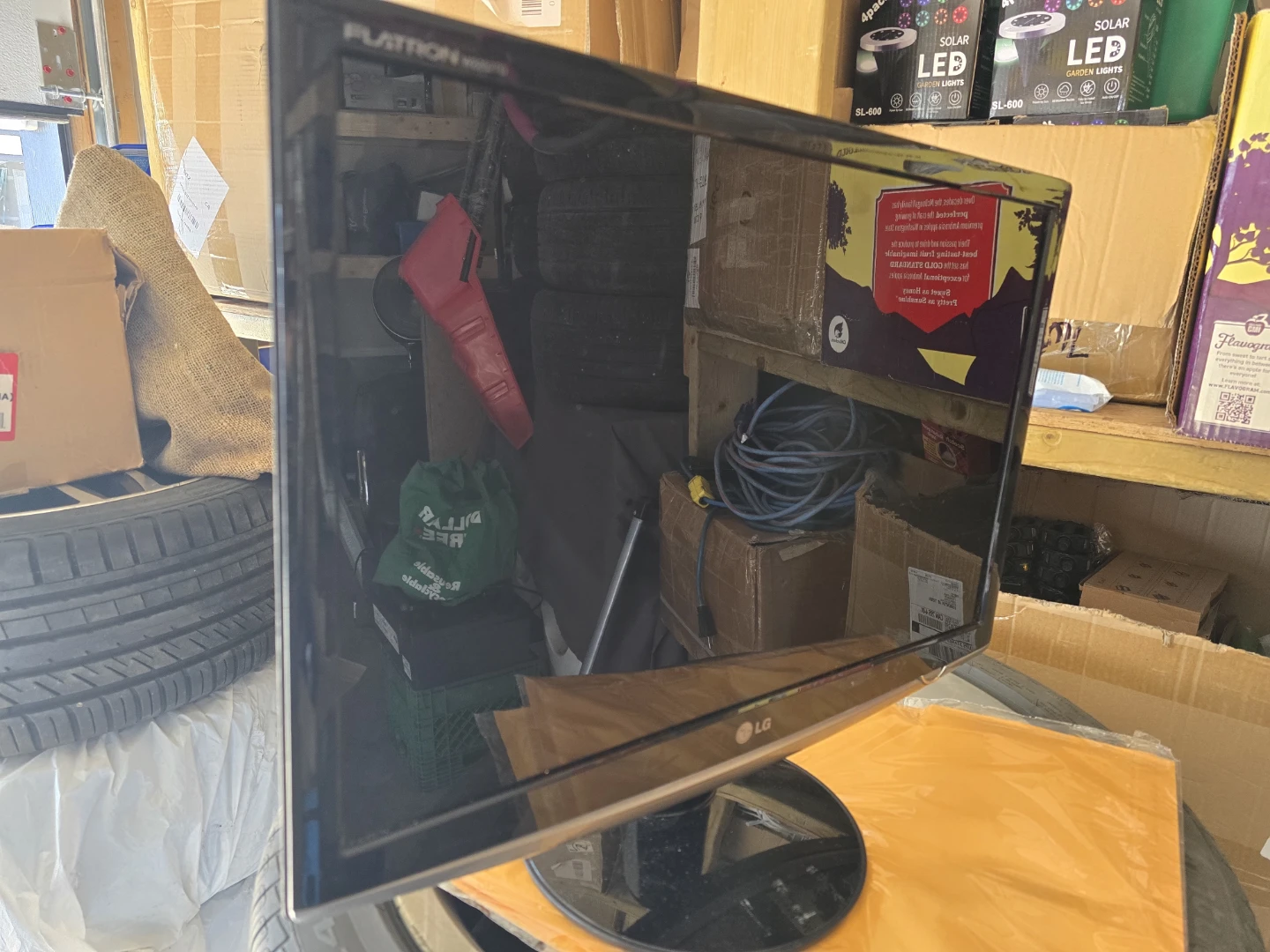 LG Flatron W2252TQ LCD Monitor - photo 4